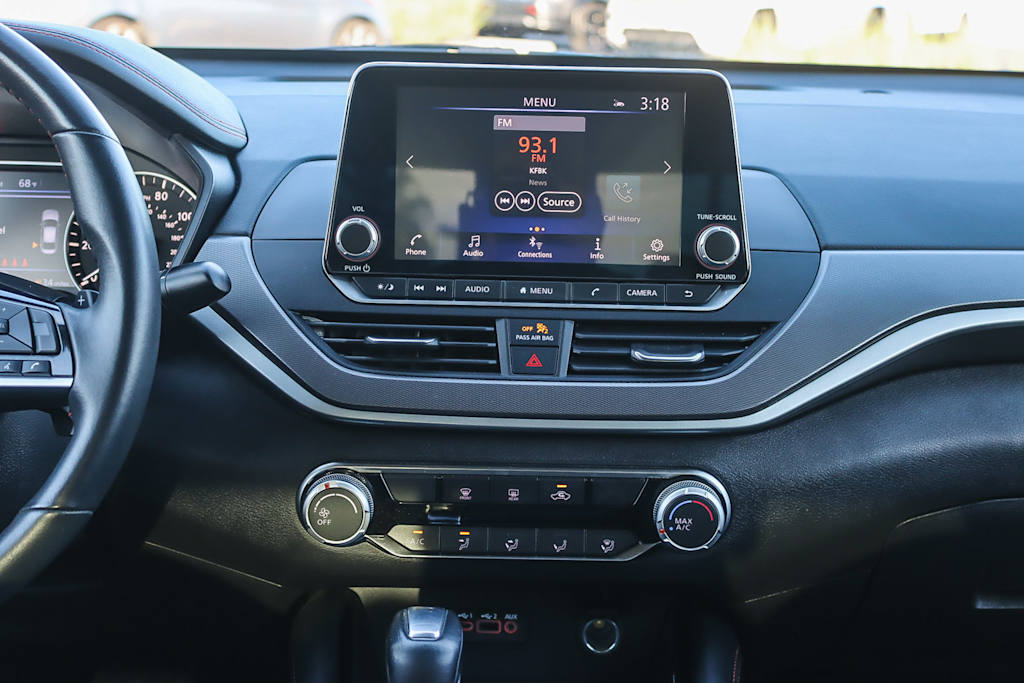 Thumbnail: 2024 Nissan Altima - 12