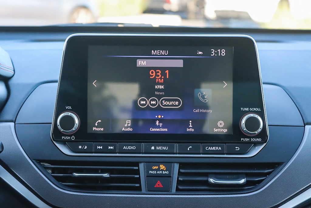 Thumbnail: 2024 Nissan Altima - 19