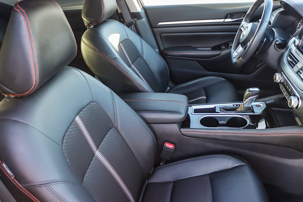 Thumbnail: 2024 Nissan Altima - 9