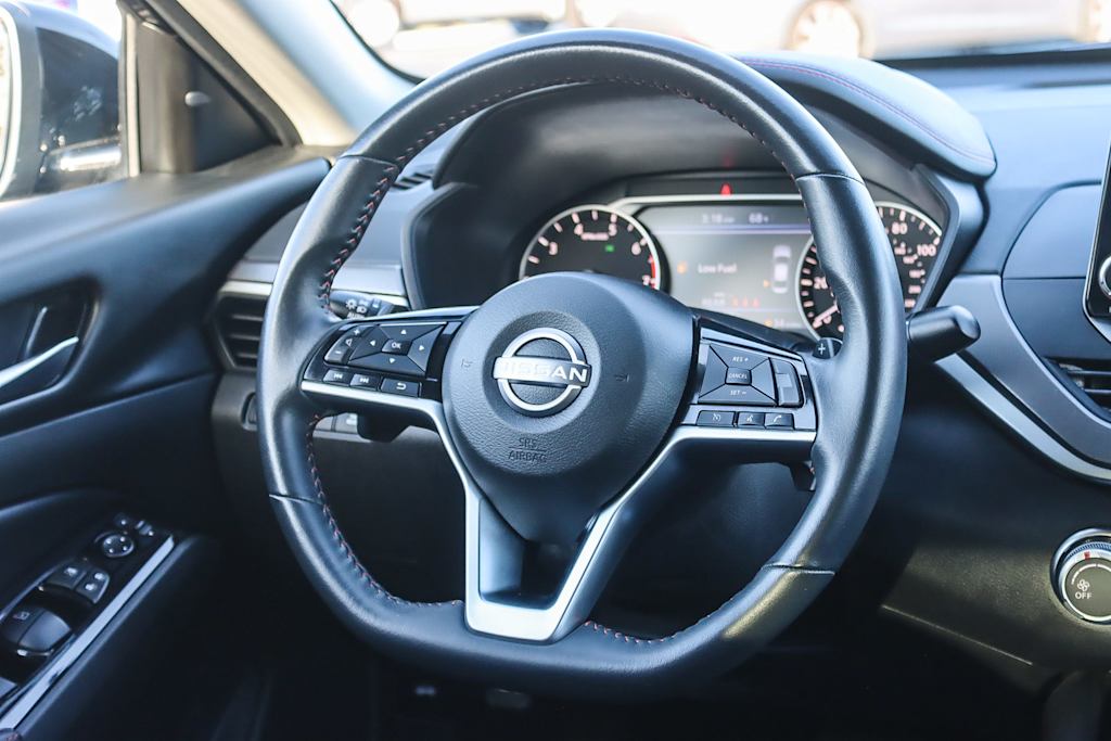 Thumbnail: 2024 Nissan Altima - 8