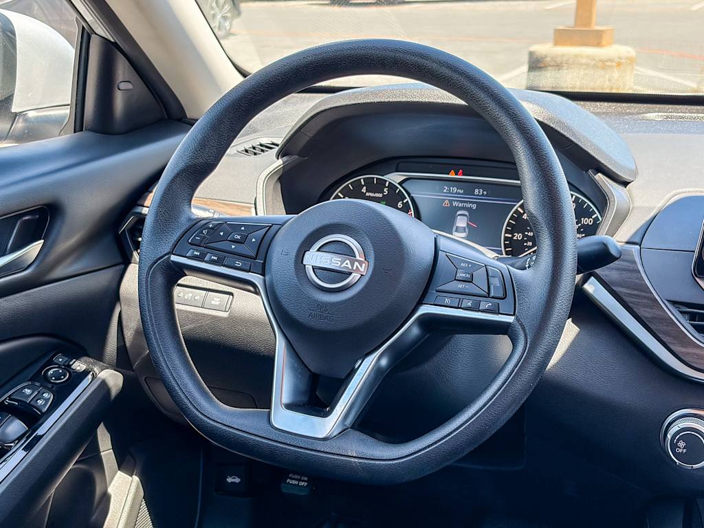 Thumbnail: 2023 Nissan Altima - 9