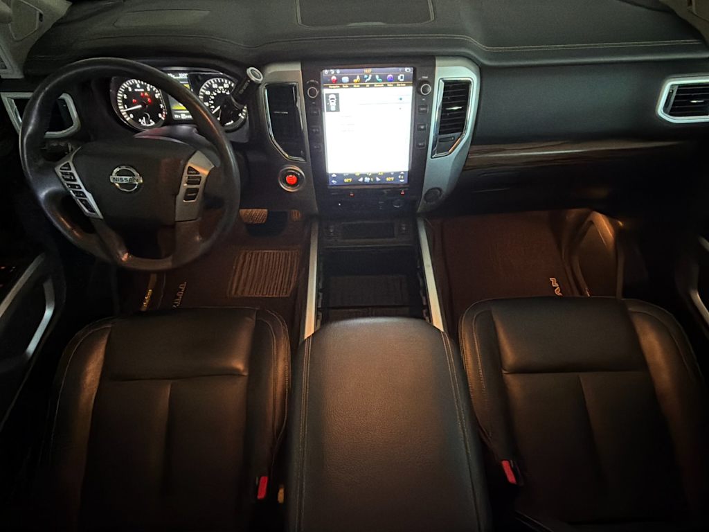 Thumbnail: 2017 Nissan Titan - 11