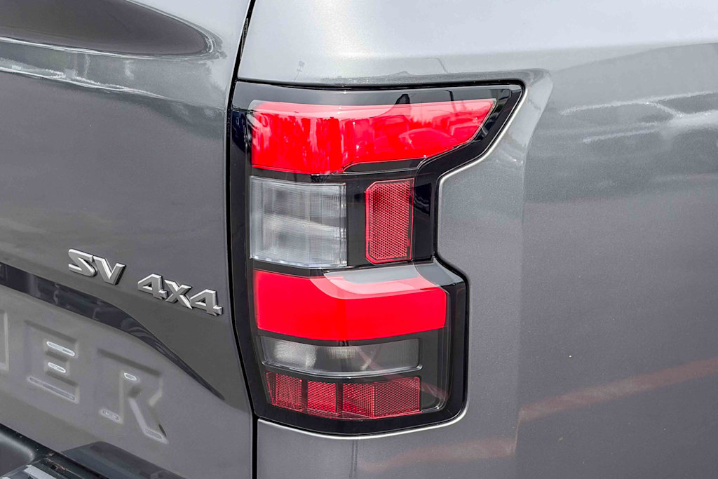 Thumbnail: 2023 Nissan Frontier - 19