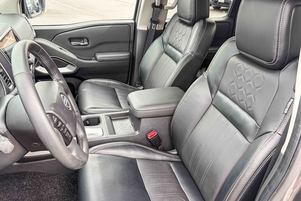 Thumbnail: 2023 Nissan Frontier - 10