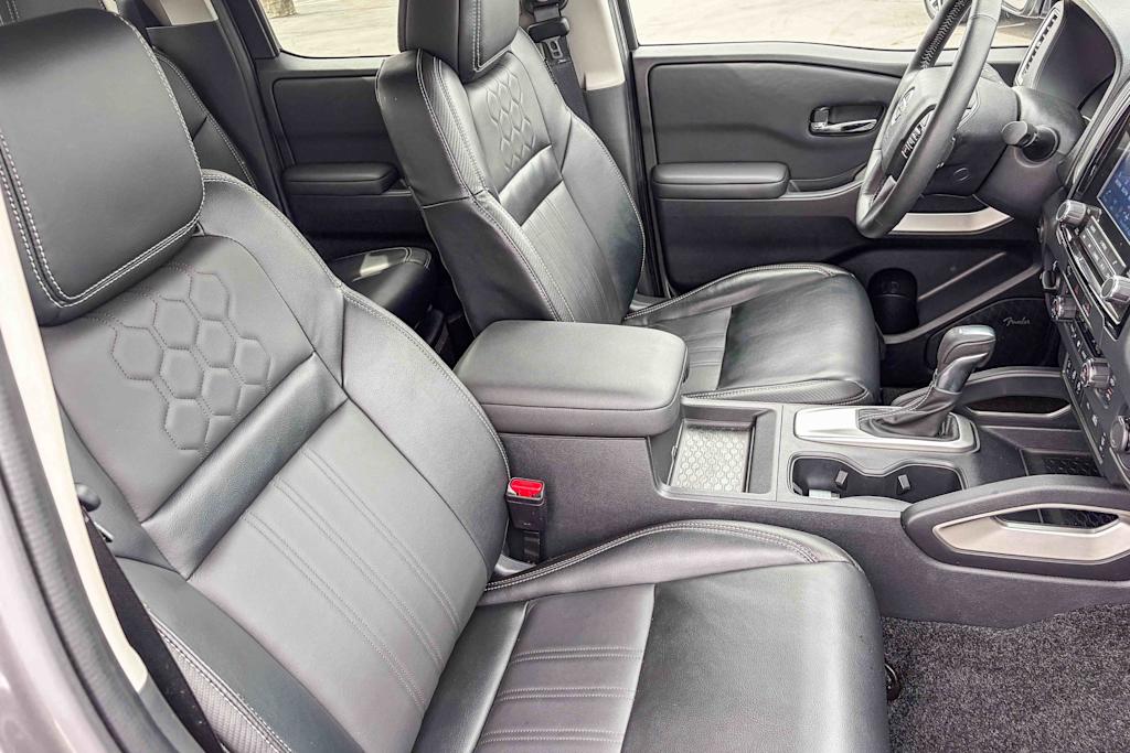 Thumbnail: 2023 Nissan Frontier - 9