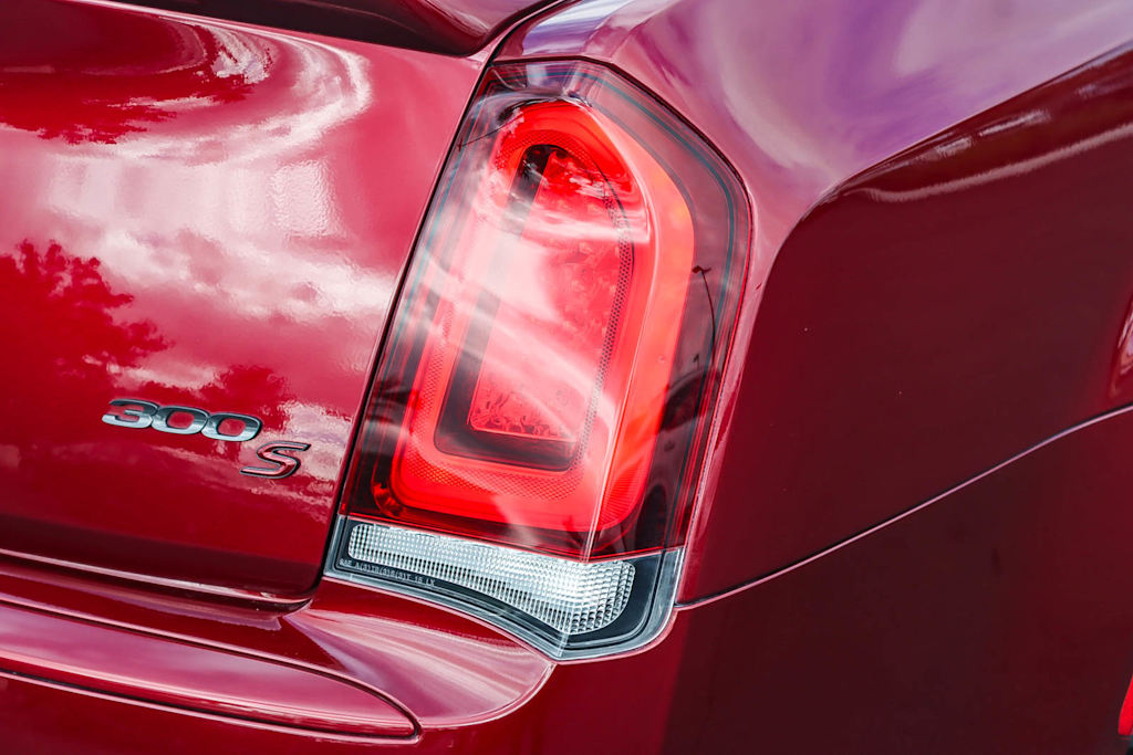 Thumbnail: 2022 Chrysler 300 - 19