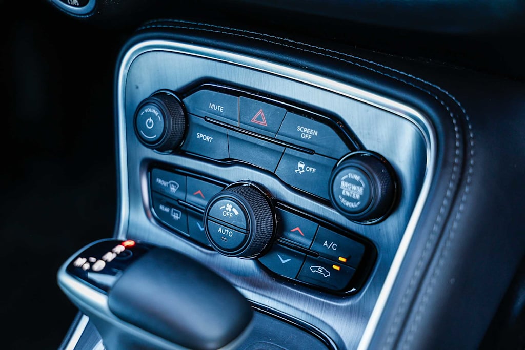 Thumbnail: 2018 Dodge Challenger - 14