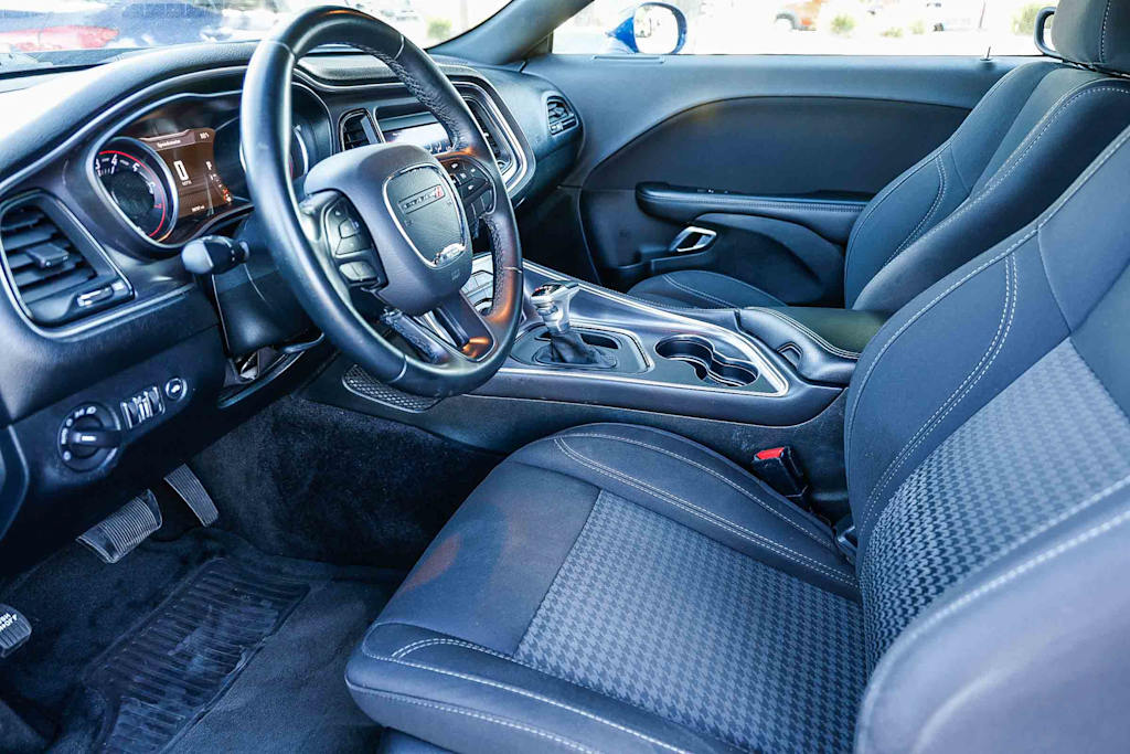 Thumbnail: 2018 Dodge Challenger - 10