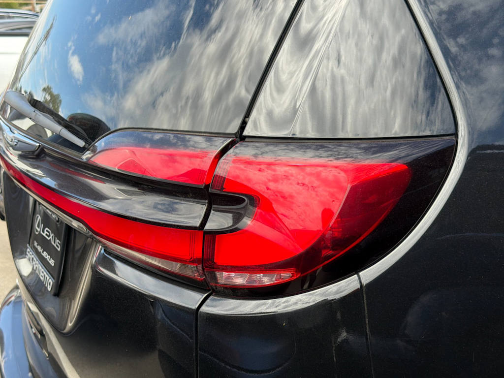 Thumbnail: 2023 Chrysler Pacifica - 16