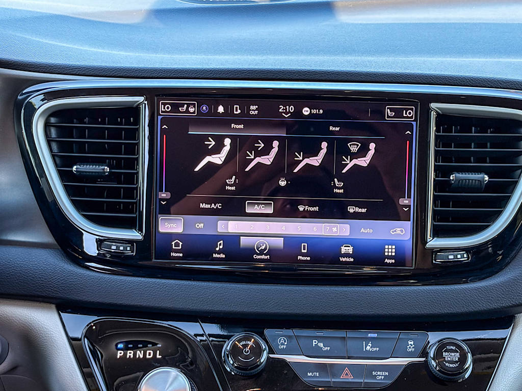 Thumbnail: 2024 Chrysler Pacifica - 20