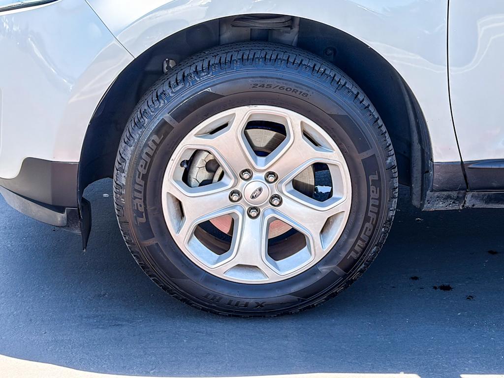 Thumbnail: 2013 Ford Edge - 6
