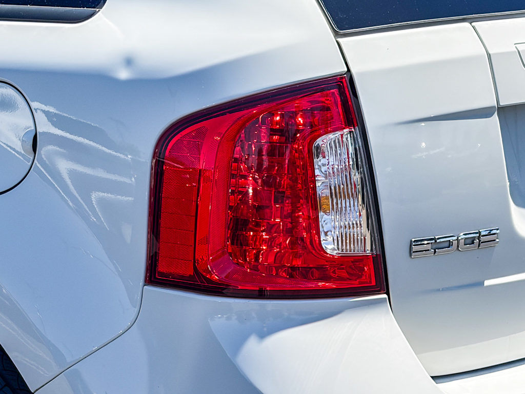 Thumbnail: 2013 Ford Edge - 19