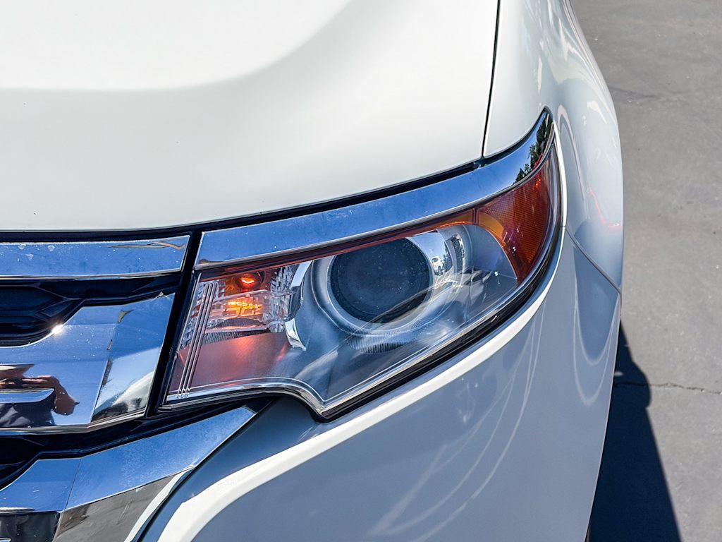 Thumbnail: 2013 Ford Edge - 18