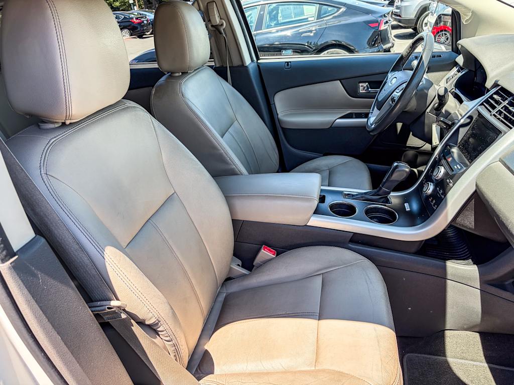 Thumbnail: 2013 Ford Edge - 9
