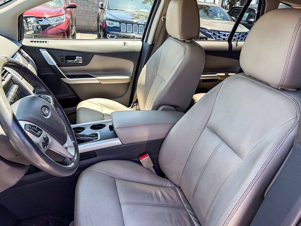 Thumbnail: 2013 Ford Edge - 10
