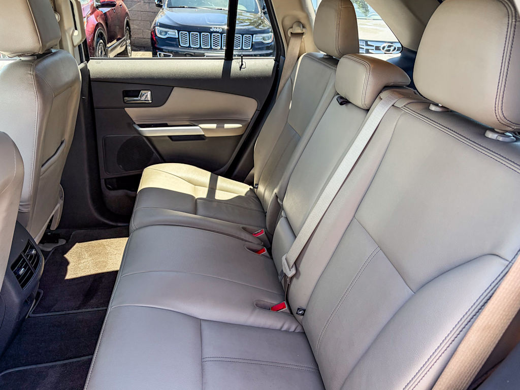 Thumbnail: 2013 Ford Edge - 11