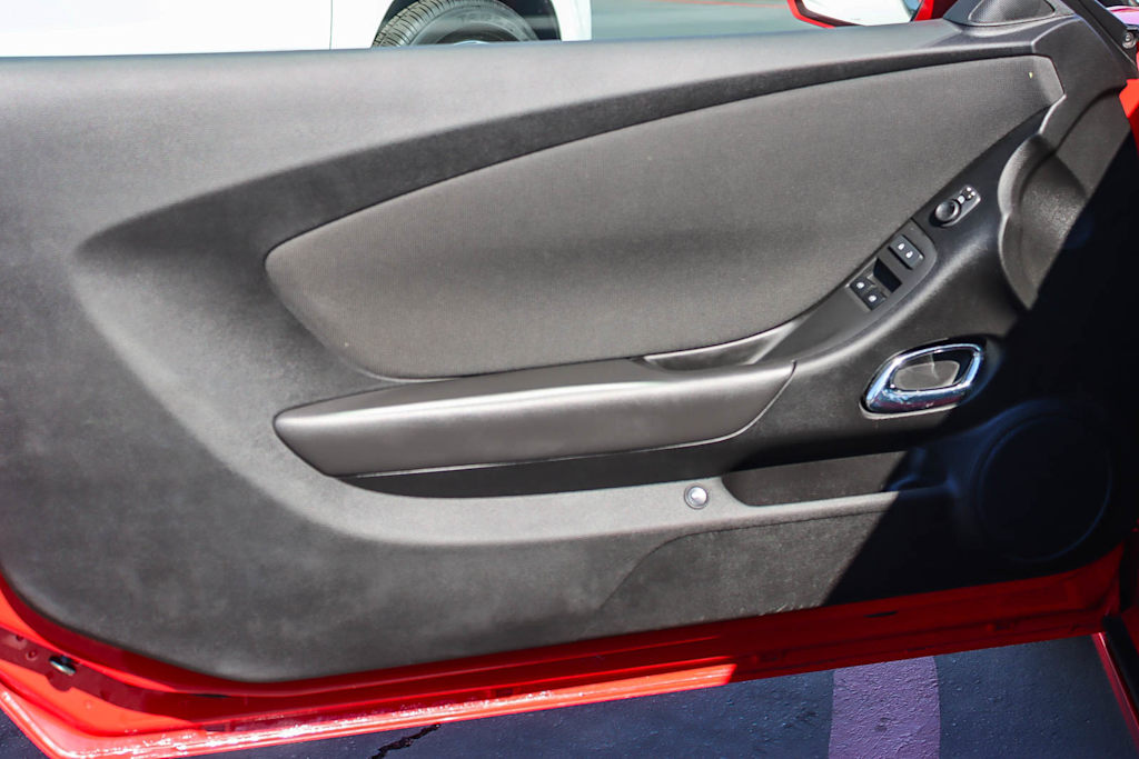 Thumbnail: 2014 Chevrolet Camaro - 23