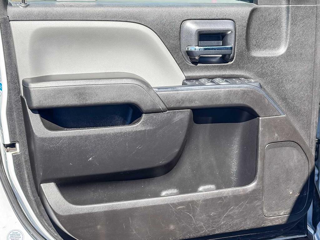 Thumbnail: 2019 Chevrolet Silverado 1500 - 23