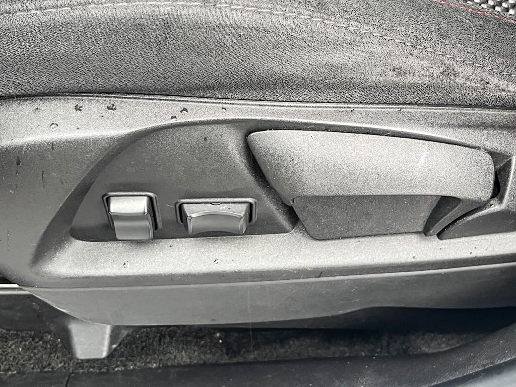 Thumbnail: 2017 GMC Terrain - 25