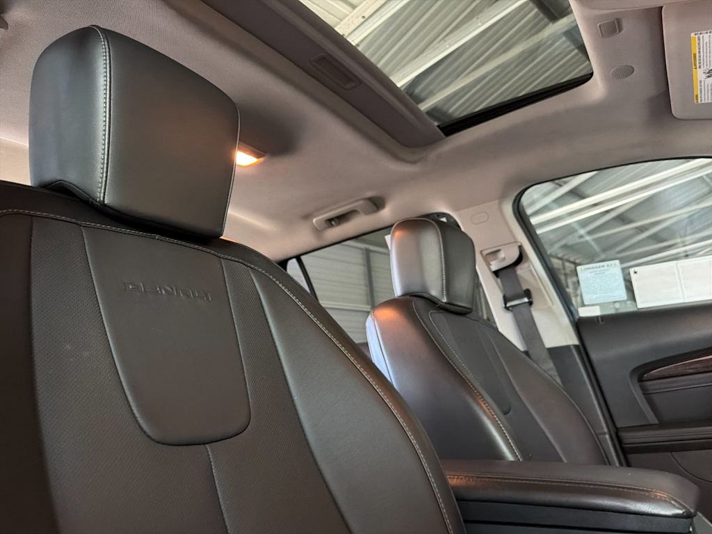Thumbnail: 2017 GMC Terrain - 23