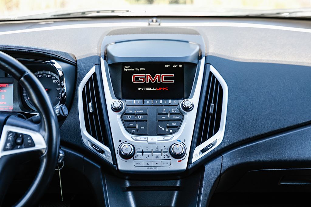 Thumbnail: 2015 GMC Terrain - 13