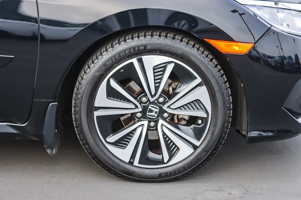 Thumbnail: 2016 Honda Civic - 6