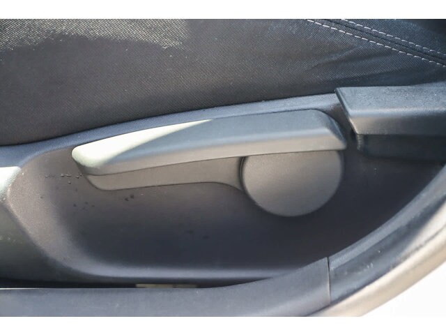Thumbnail: 2013 Toyota Corolla - 23