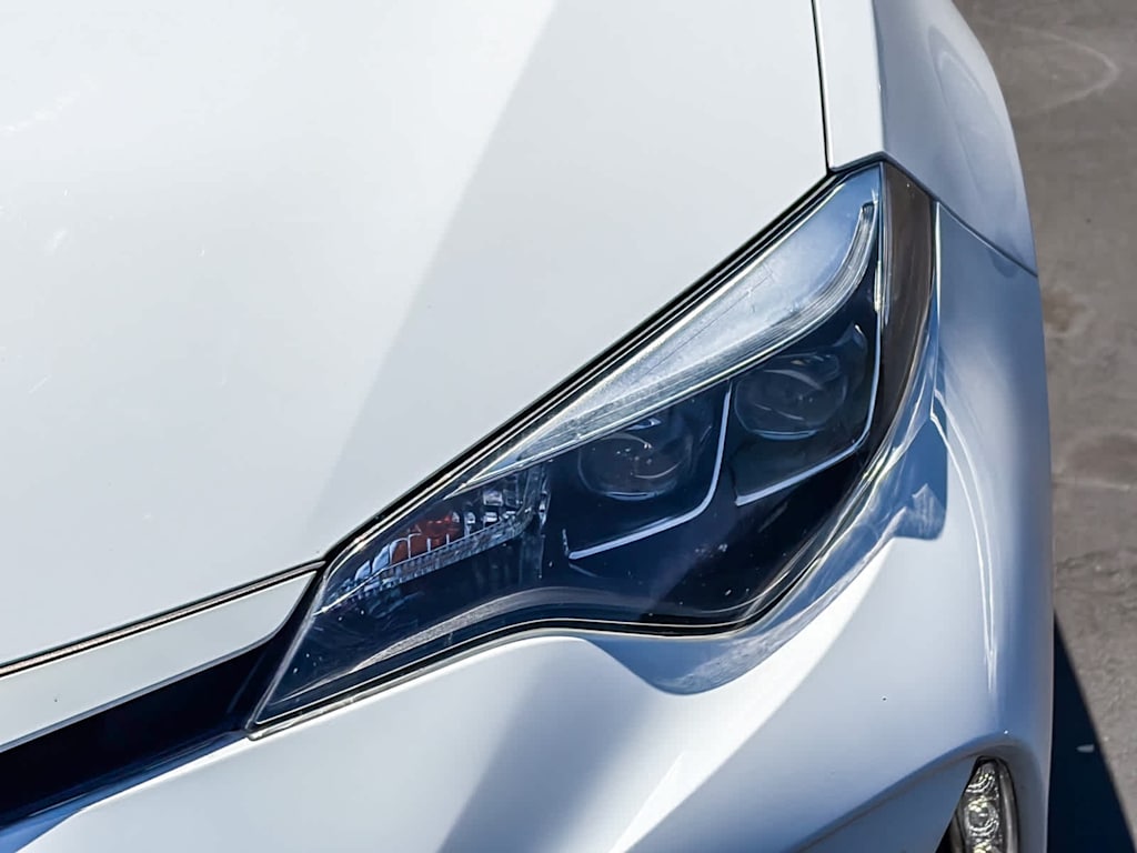 Thumbnail: 2019 Toyota Corolla - 17