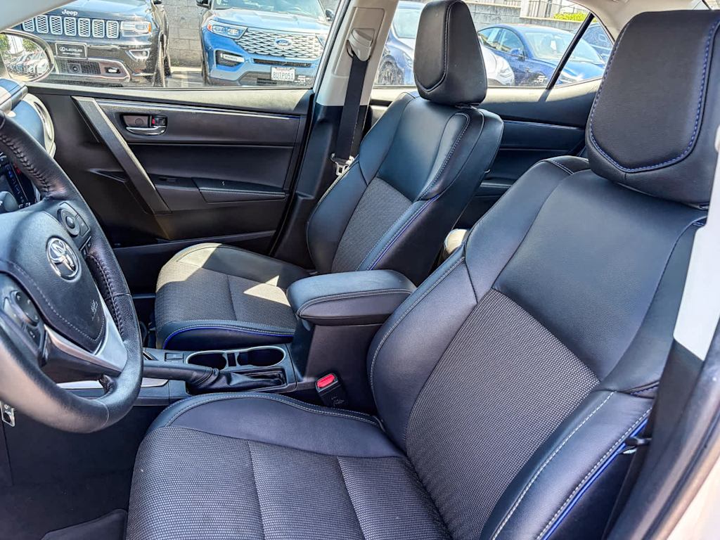 Thumbnail: 2019 Toyota Corolla - 10