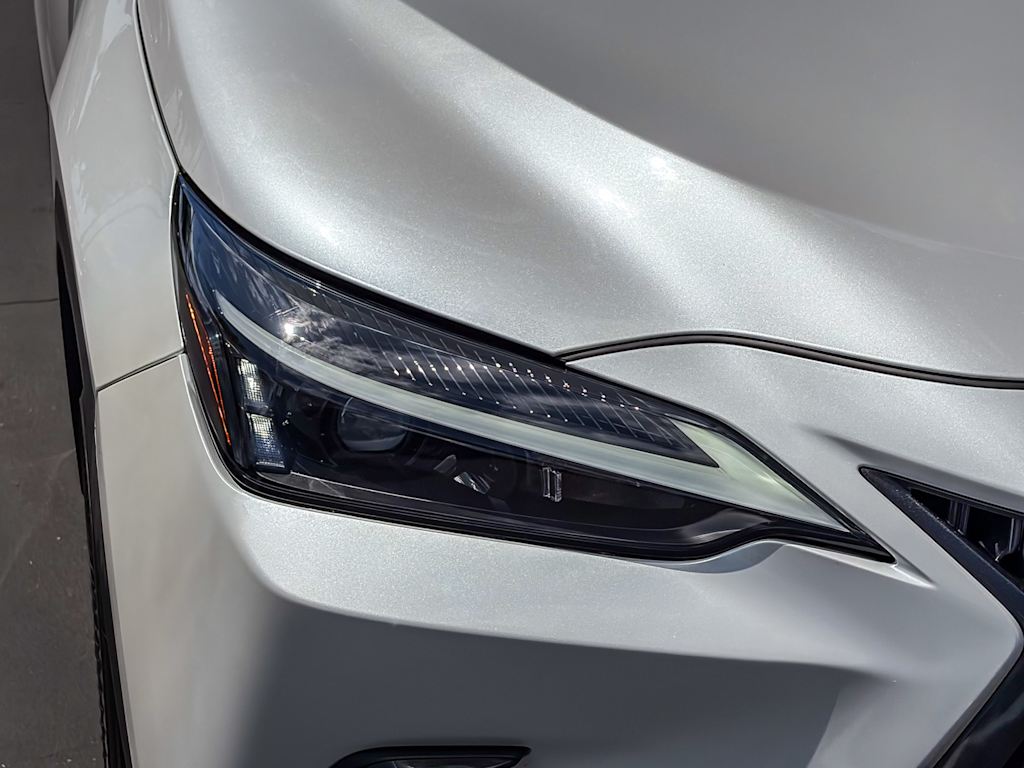 Thumbnail: 2024 Lexus ES - 18