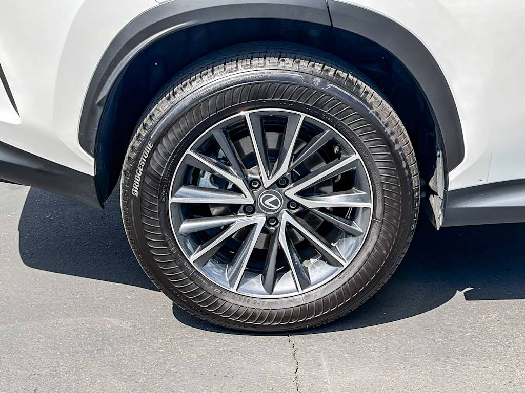 Thumbnail: 2024 Lexus ES - 20