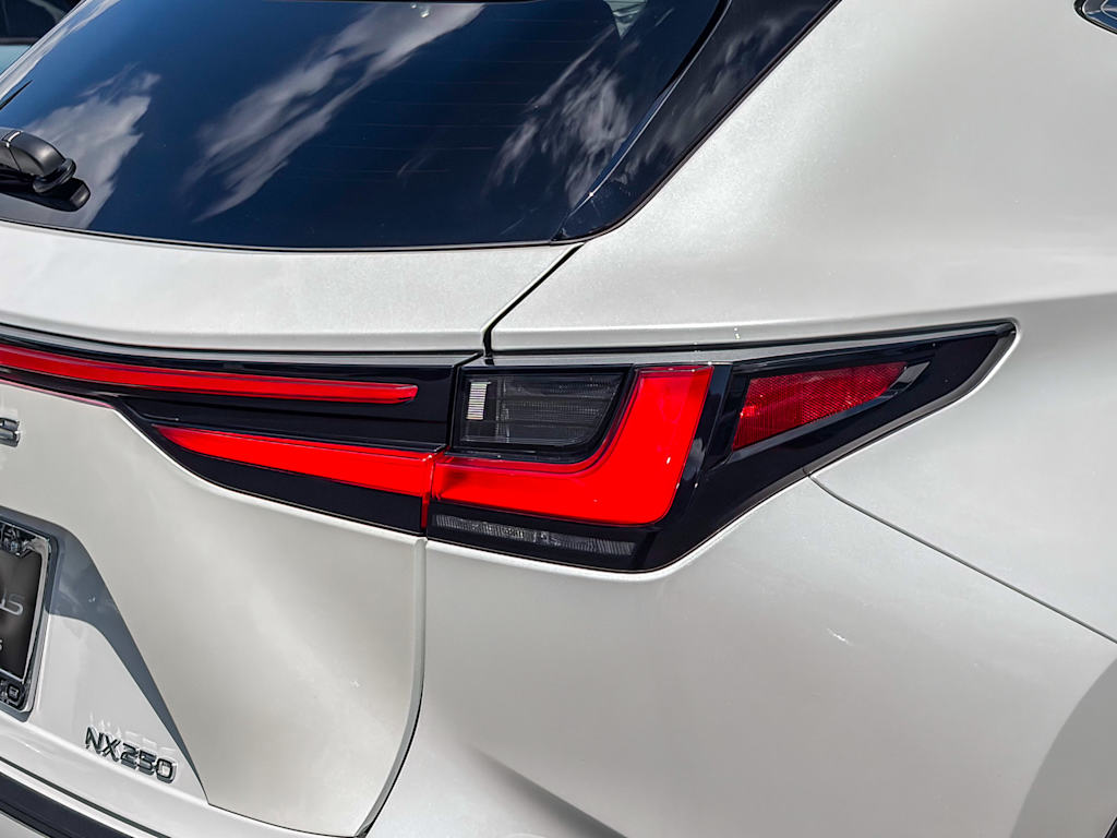 Thumbnail: 2024 Lexus ES - 19