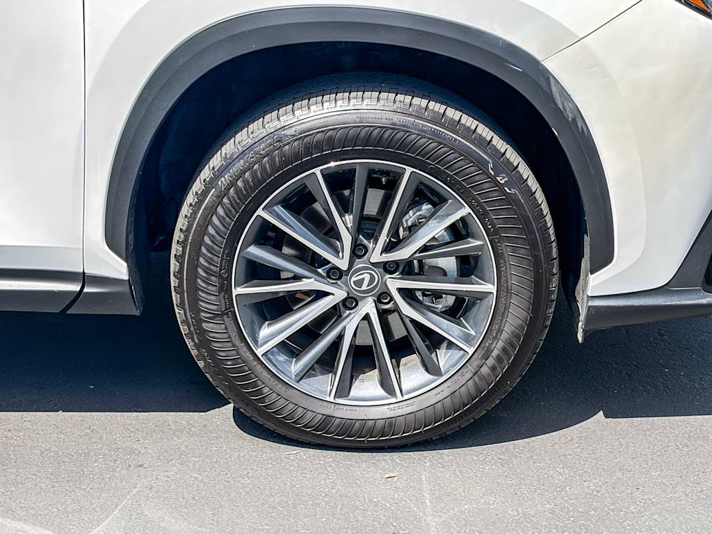 Thumbnail: 2024 Lexus ES - 6