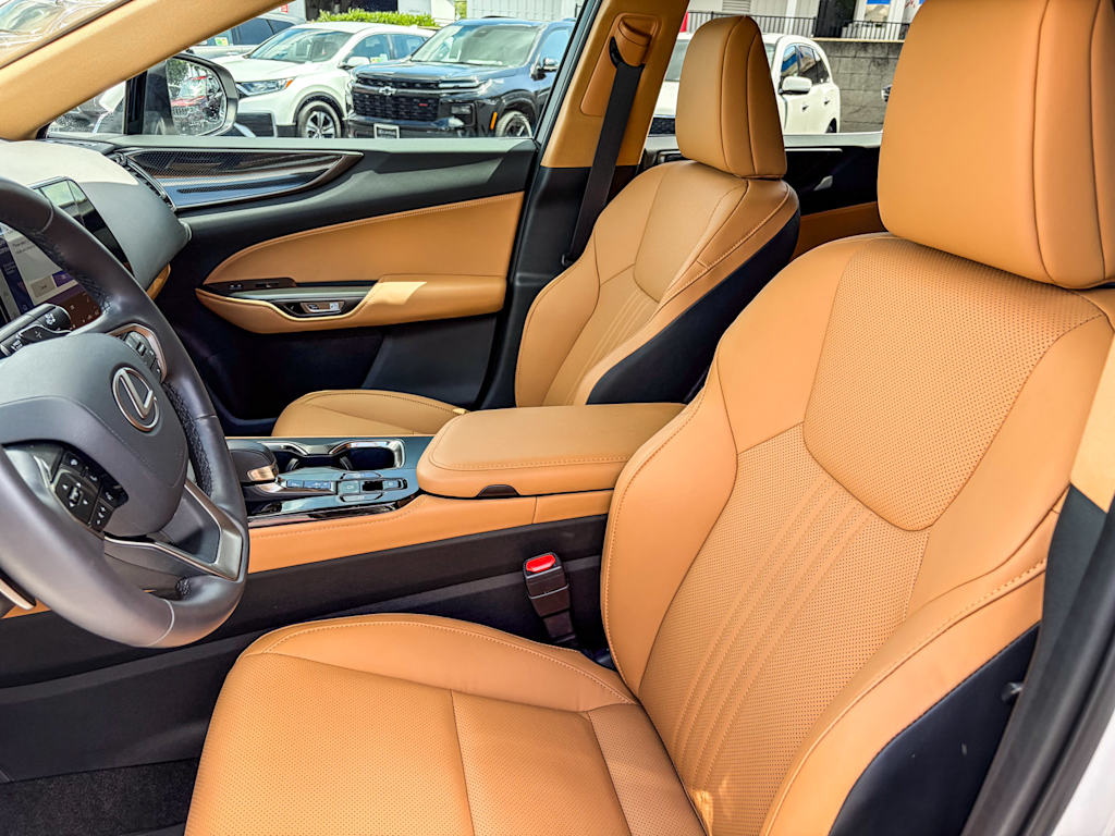 Thumbnail: 2024 Lexus ES - 10
