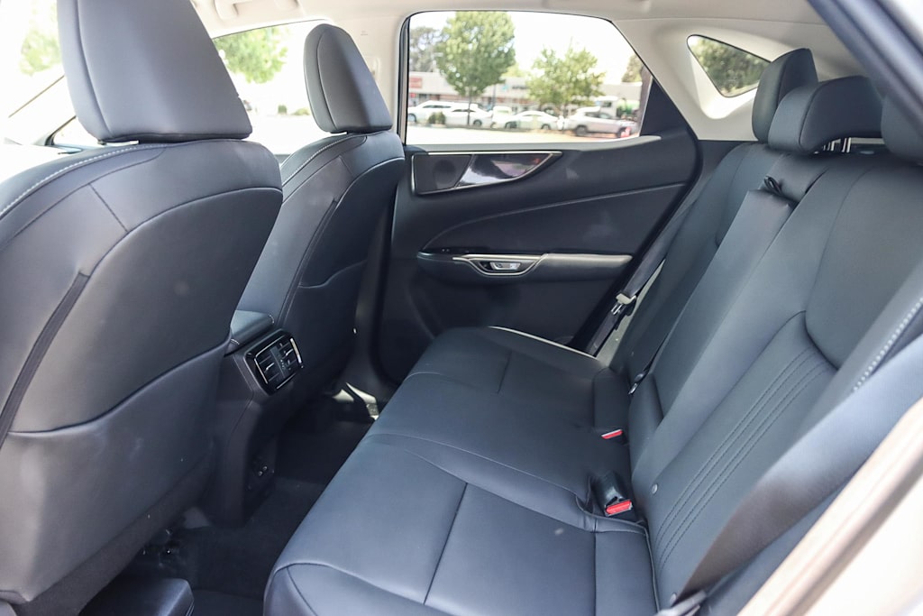 2022 Lexus NX 250 11
