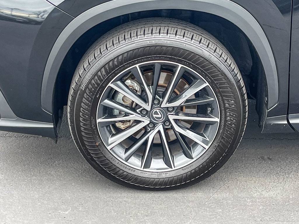 Thumbnail: 2024 Lexus ES - 6