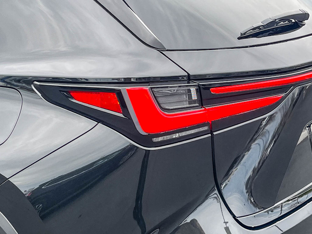 Thumbnail: 2024 Lexus ES - 19