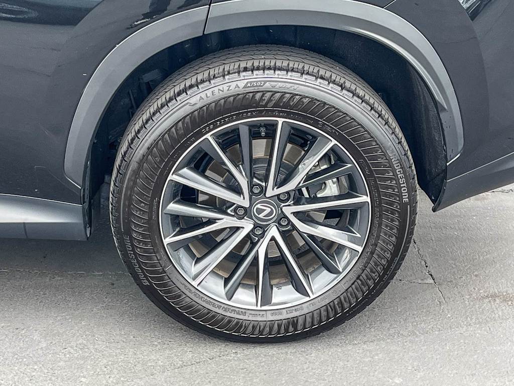 Thumbnail: 2024 Lexus ES - 20