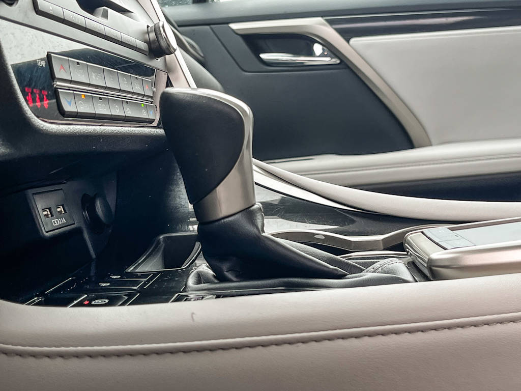 Thumbnail: 2022 Lexus RX - 24