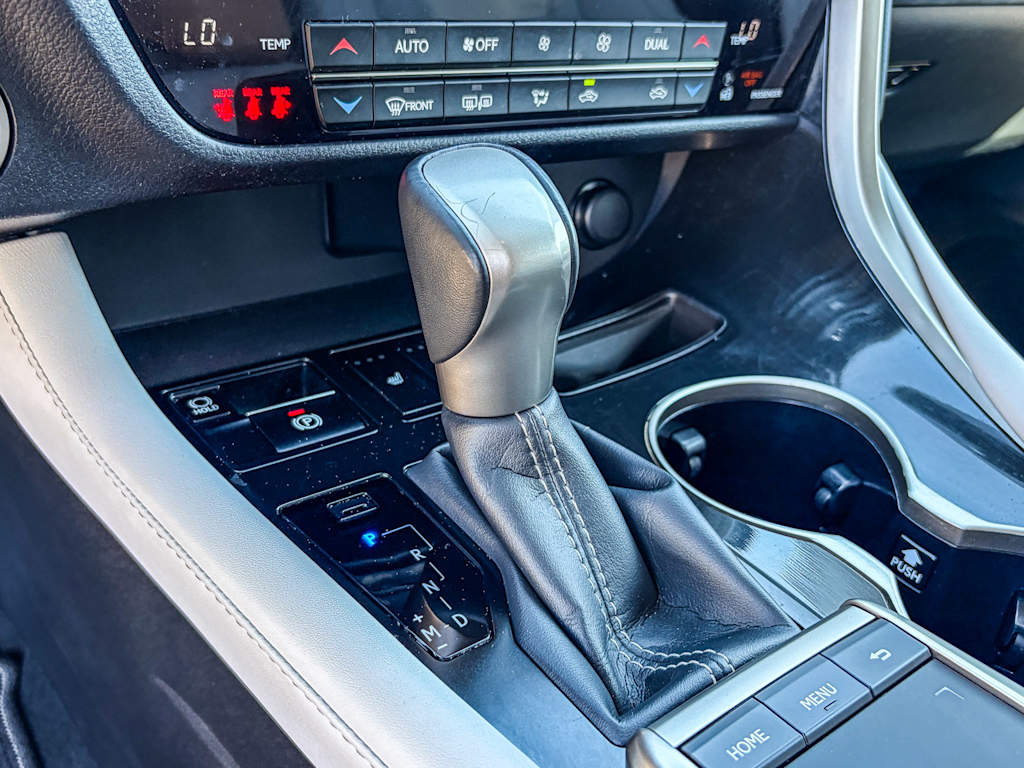 Thumbnail: 2022 Lexus RX - 15