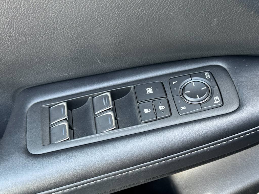 Thumbnail: 2021 Lexus RX - 22