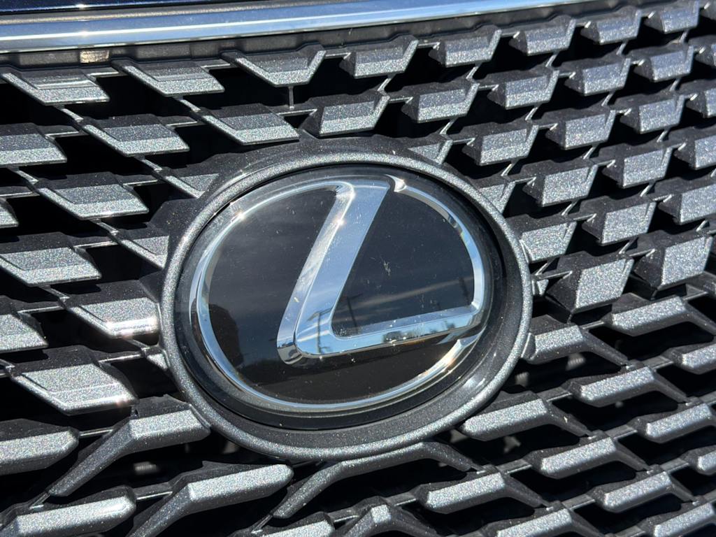 Thumbnail: 2022 Lexus RX - 7