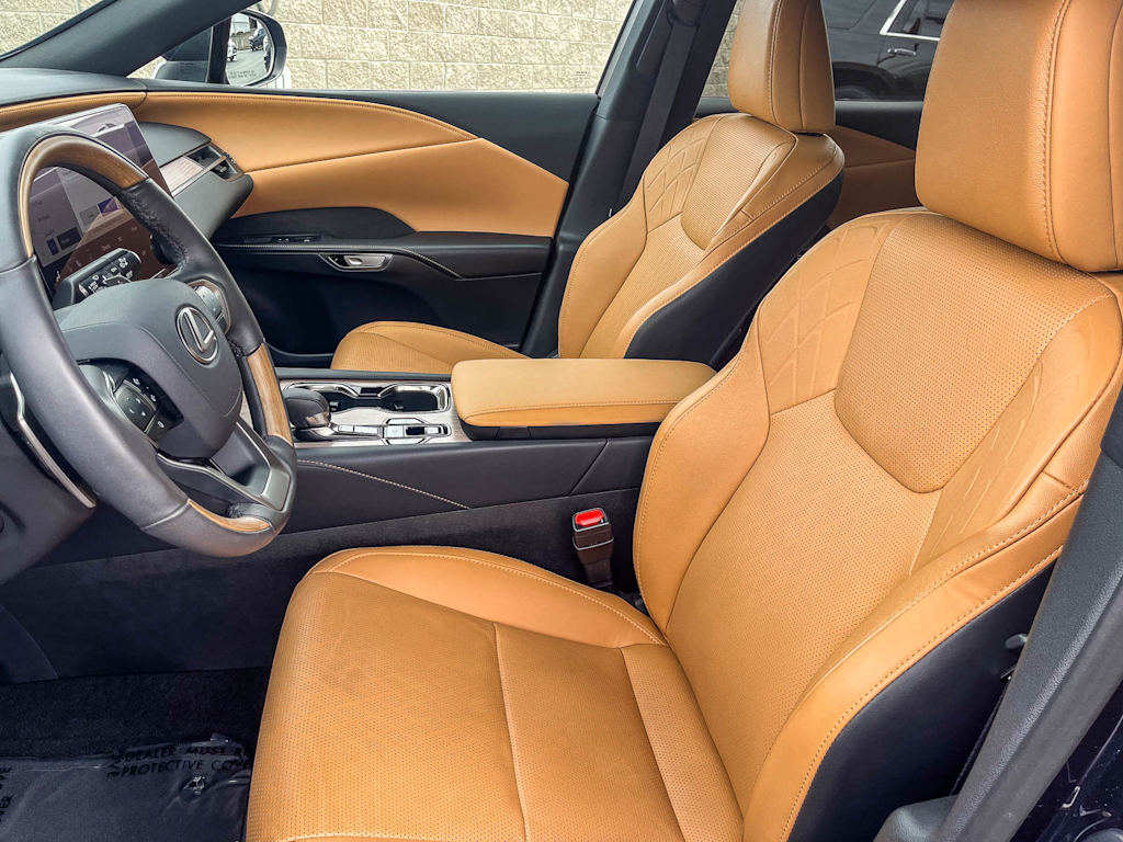 Thumbnail: 2024 Lexus RX - 10