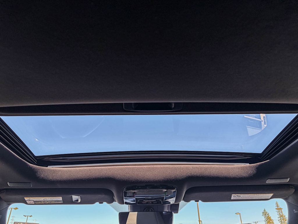 Thumbnail: 2023 Lexus RX - 22