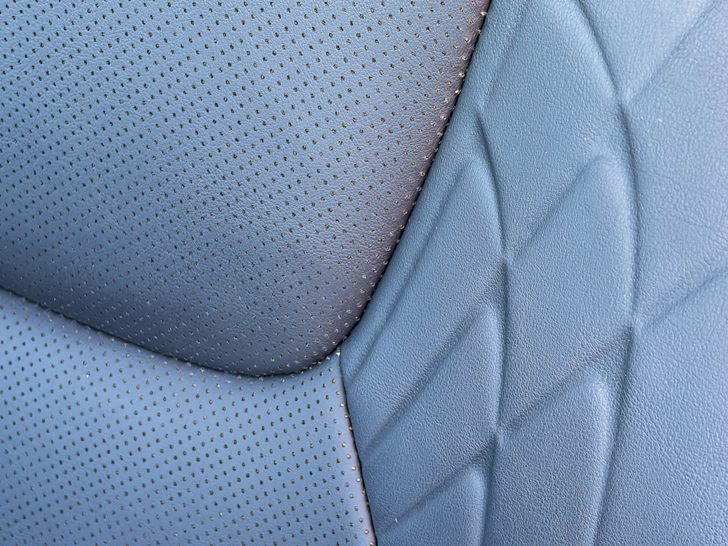 Thumbnail: 2023 Lexus RX - 26