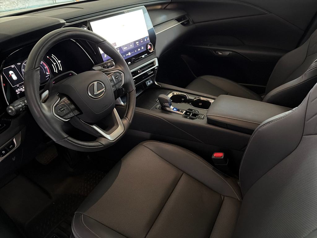 Thumbnail: 2024 Lexus RX - 9