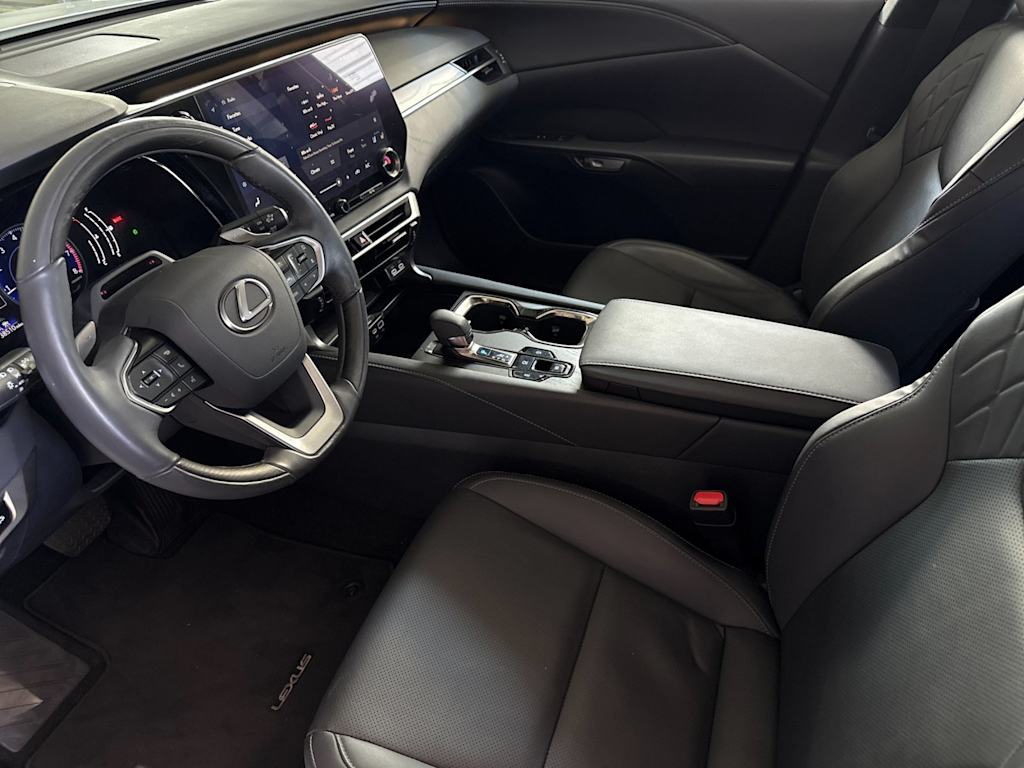 Thumbnail: 2023 Lexus RX - 10