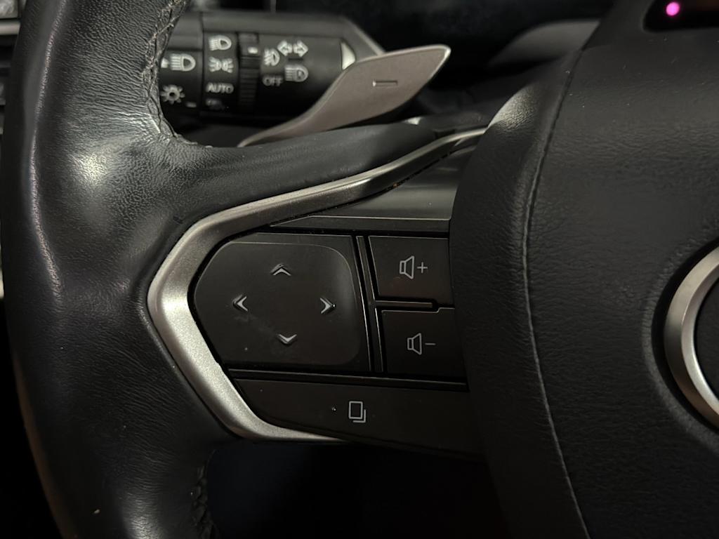 Thumbnail: 2023 Lexus RX - 30