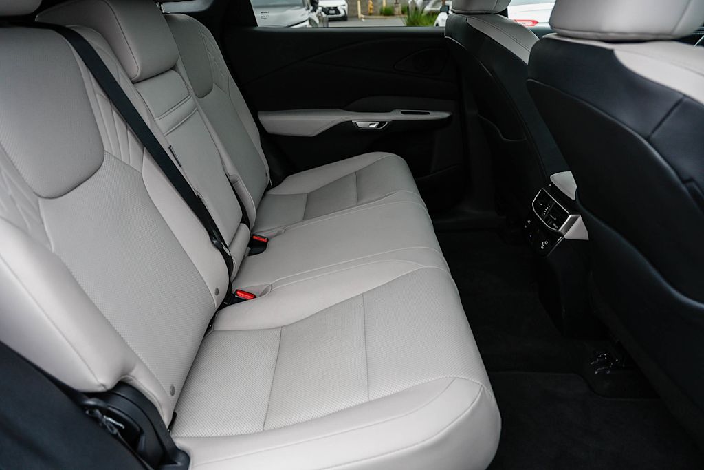 Thumbnail: 2024 Lexus RX - 9