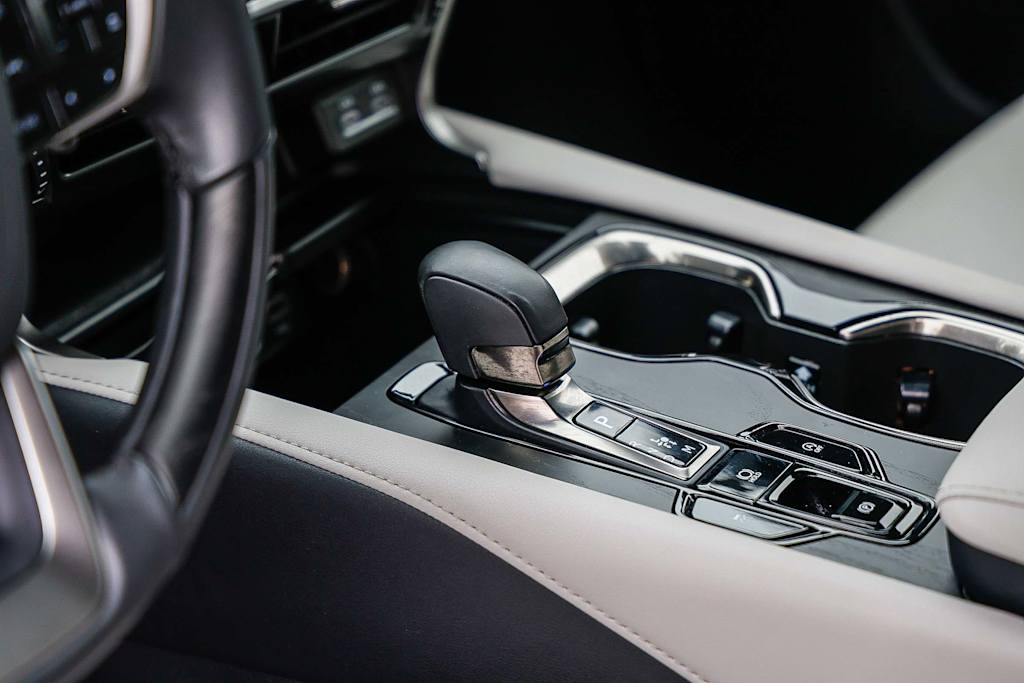 Thumbnail: 2024 Lexus RX - 13